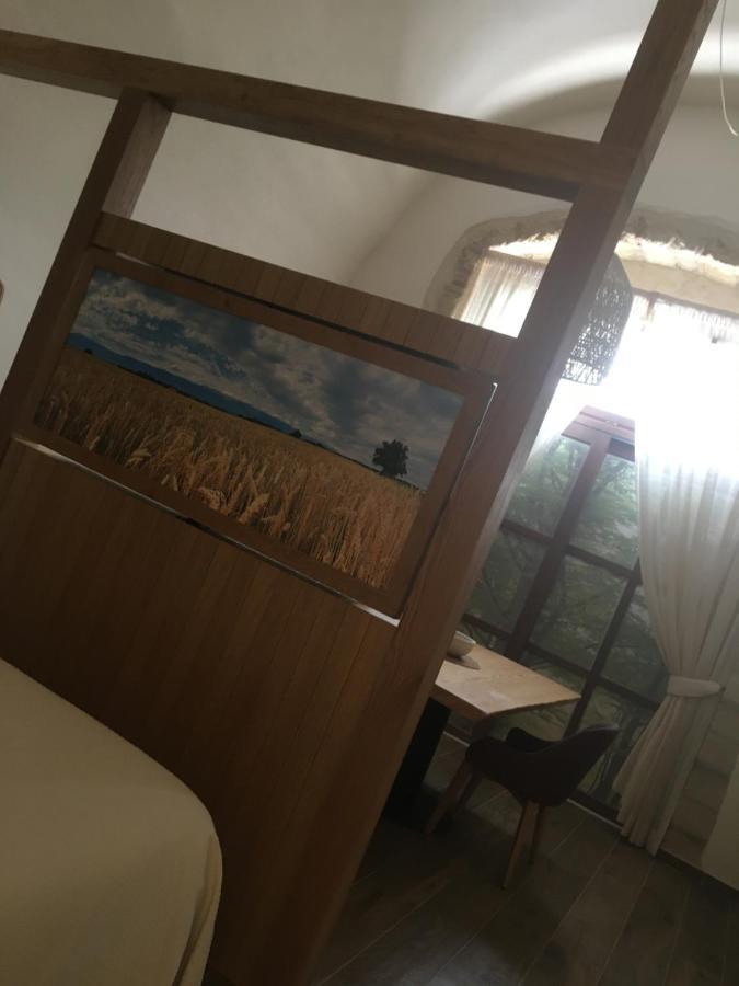 Gapo Rooms Orta Nova Exteriér fotografie